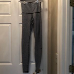 Lululemon yoga pants